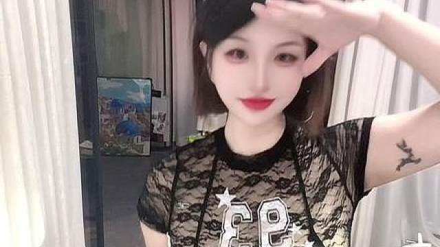 美美friday 你说我身上好香 废话 老娘喷的tf