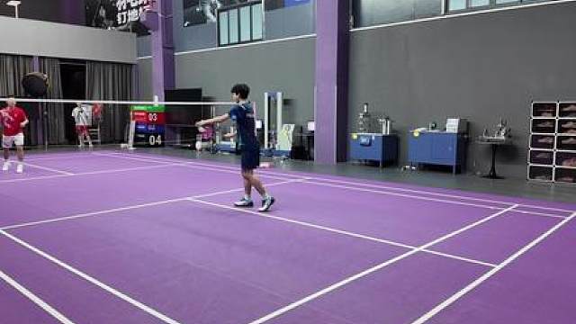 一言不发偏偏这雨越下越大