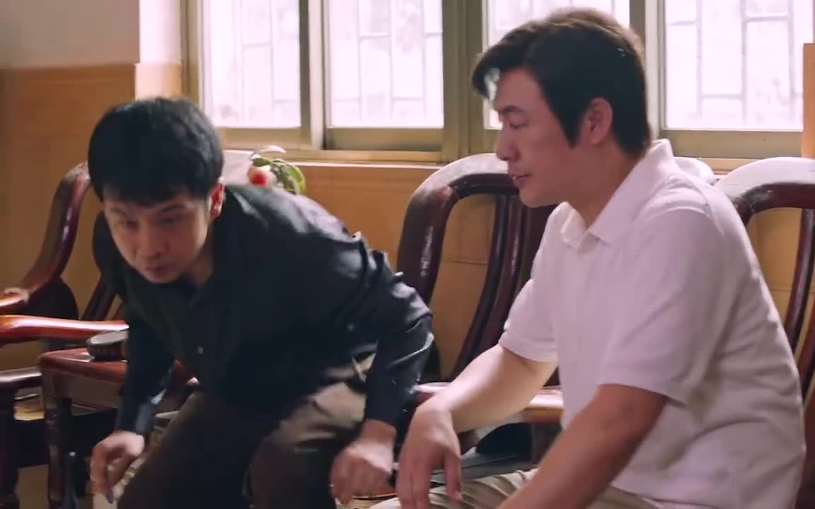 张颂文交出制毒配方，没想到表面上在教制毒，实际上在做炸药，直接把毒贩炸没了！