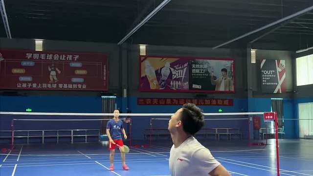 你离球场飞人就差这几个动作