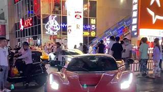 長(zhǎng)沙解放西最帥氣三大神車車主集夢(mèng)會(huì)長(zhǎng)爬樹晶開著法拉利拉法超跑車隊(duì)來了