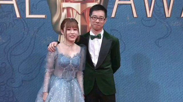 驴鸽亲上了是吧？小清驴已官宣!击剑人遭背刺!