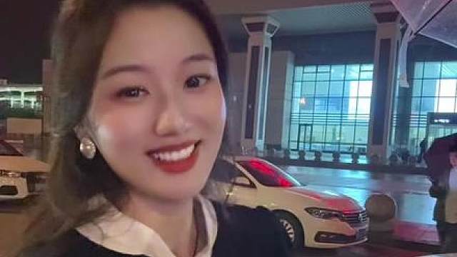 万物需要裂痕，那是光照进来的地方