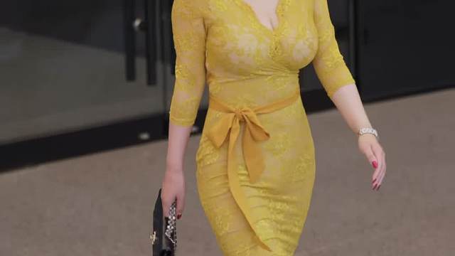 心这东西很贵，给了对的人就是无价，给了错的人就是一文不值，喜欢和善良可以是免费，但决不廉价。