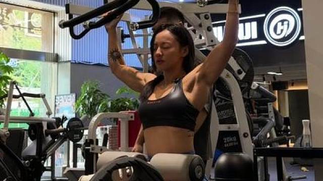 背训计划上背宽凸显腰细沙漏感