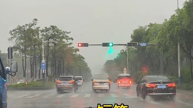 这样的开车暗语，10年老司机都不一定知道，有车的朋友要明白