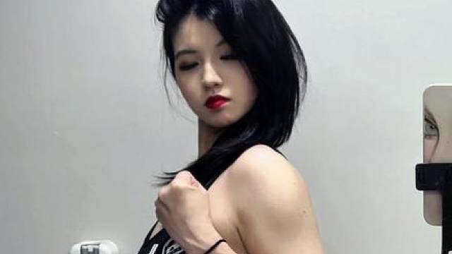 紫啧是什么意思