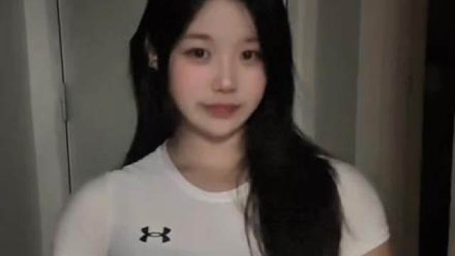 练胸日没有状态 不想上早八！( ‾᷄‾᷅ )