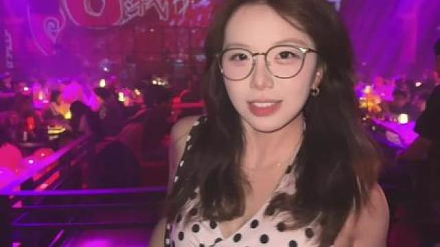 出片？直接搜第一次去livehouse怎么拍出人生照片吧