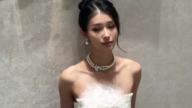 漂亮女生不等于实力不行，我们大女人就是要兼顾美丽与野心。