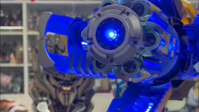 变形金刚大黄蜂声控手炮开箱测评