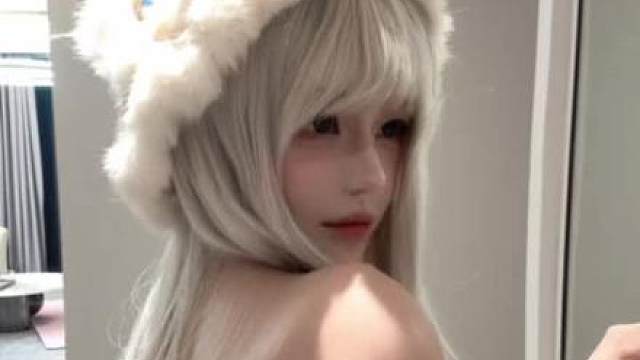 是我对你不好吗 你老想着她