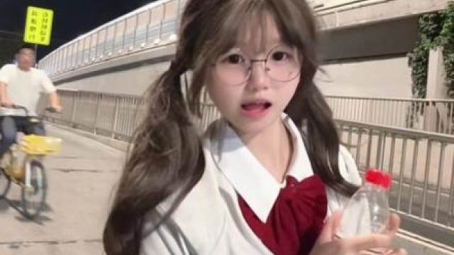 我在乎的从来都不是礼物本身 而是被爱被惦记被用心对待的感觉