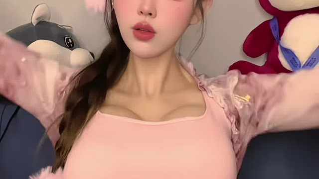 这个手势舞适合和闺蜜一起拍哦