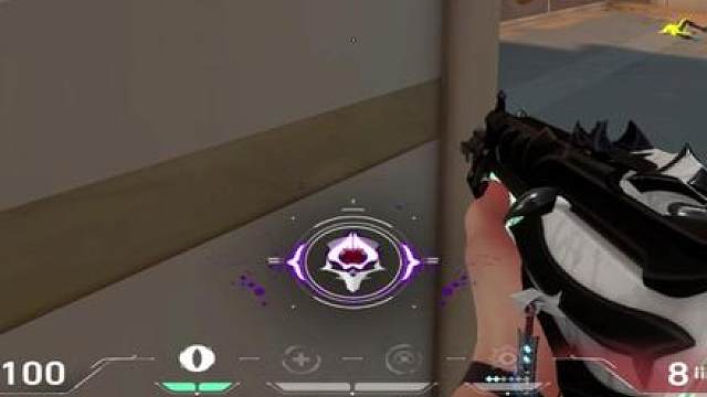 你或许是块金子，但凌晨的胜利广场金碧辉煌