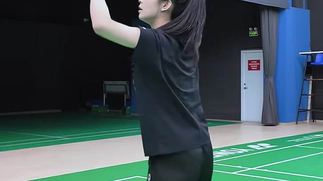 羽毛球训练 4个居家挥拍练习，赶紧练起来把。