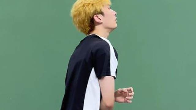 控球说难很难，说简单也很简单，要知道它并不是单一一个细节做好就能控好，身体，步伐，动作，击球点位，时机，等等都要注意。今天就先记住这个小细节吧。