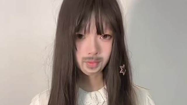 (,,•́.•̀,,) 给你们展示一下我新学的魔法