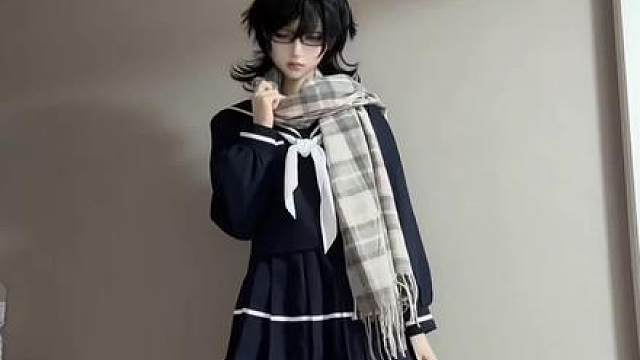 遇见了喜欢戴围巾的眼镜学妹！(_;)