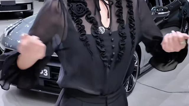 鸳鸯戏末班车…