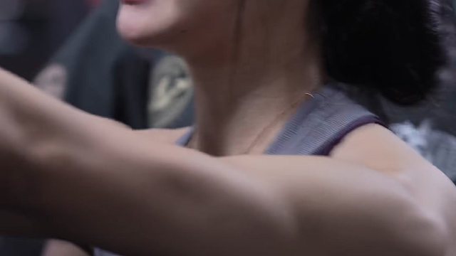 练腿就是兰德里的折磨