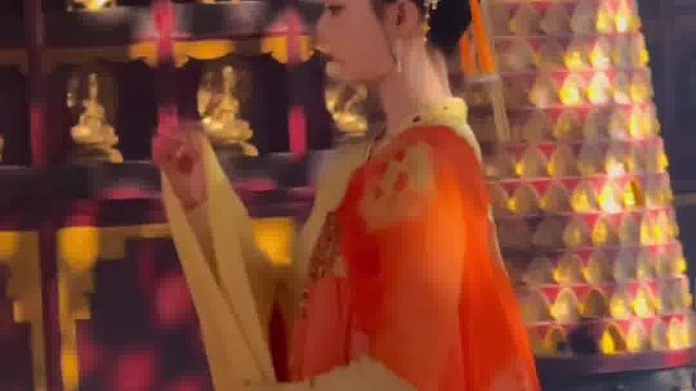 “长公主殿下 你双手合十的时候 心中究竟在想什么呢”