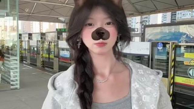 我的悲伤 是水做的