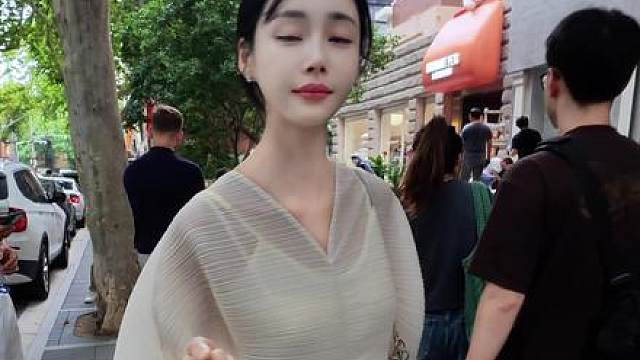 上海街拍/韩国 韩梅 非常含蓄的韩国女孩，名叫寒梅。