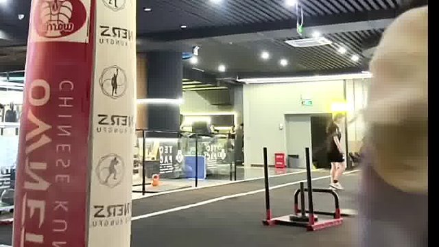 希望你守住底线 不然让你尝尝我到底有多厉害