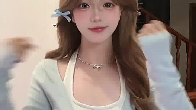 卖萌偶尔失手 嘴甜从未出错ω