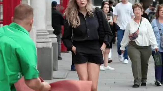 外国美女走红地毯