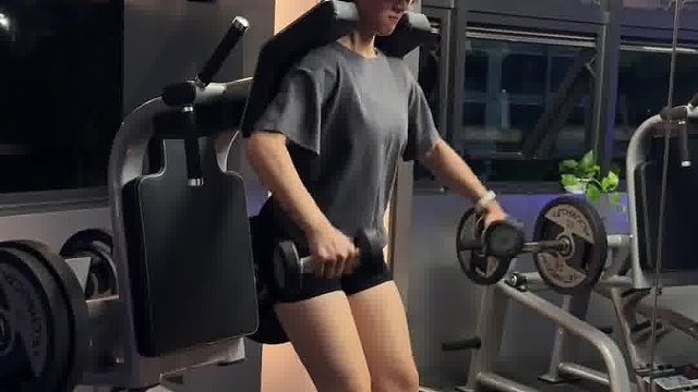 再也不用担心我的斜方肌悄悄长大啦！