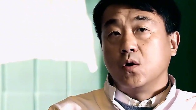 教会徒弟饿死师父，幸亏傻柱留了一手！《情满四合院》精彩片段！