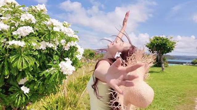 晴朗的你推开了所有的云️