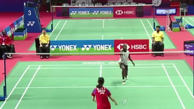 孙俪元假动作推底线，直接连得三分