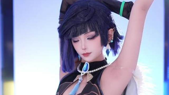 今天过生日啦希望看到视频的小宝都能开开心心