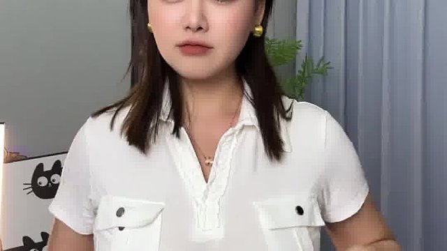 盯着我的眼睛说