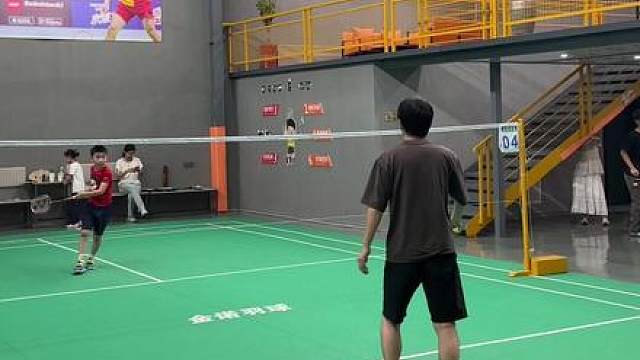 对抗路夫妻打羽毛球&亲子羽毛球