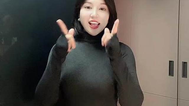 你别偷偷的，我要你现在就告诉我！