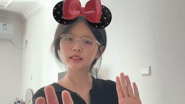 他之前总是说前面有人你躲着我打