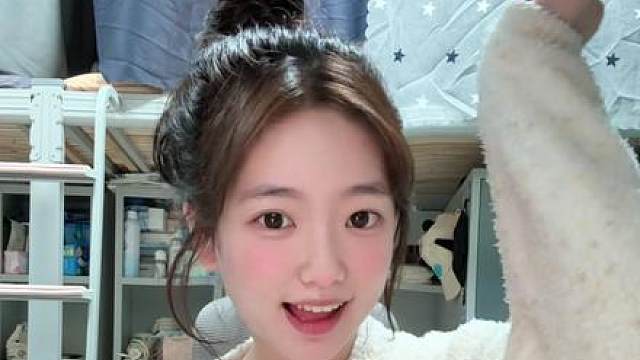 悄悄做个梦给你