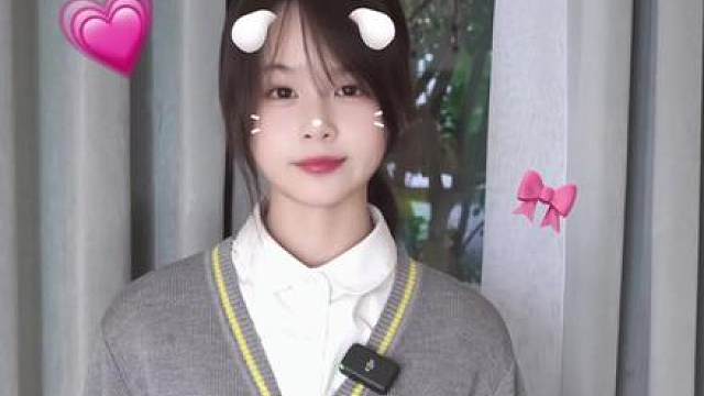 甜甜的肉嘟嘟的鲜肉小月饼