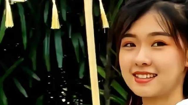 又是一年国庆中秋两节同庆时，在这喜庆祥和的日子里，祝大家节日快乐！