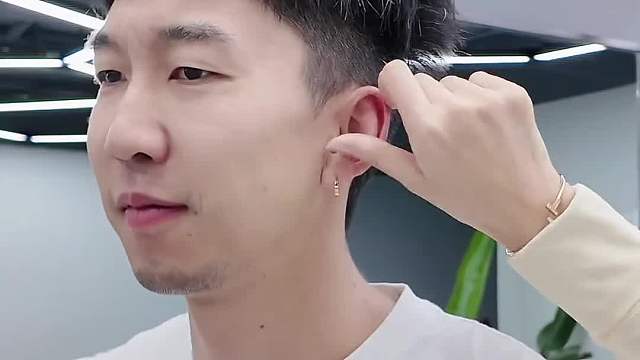 大家看完别忘记领个曹岩回家练习。