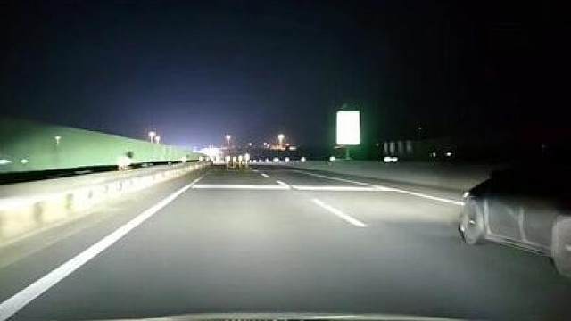 高速偶遇AMG性能车匹配上了