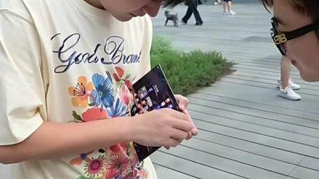 原来三折叠的膜不能撕