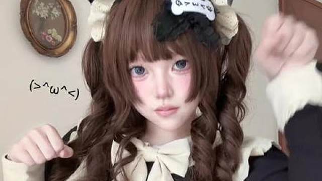 如果你喜欢小猫的话 那肯定也会喜欢我吧(>^ω^<)