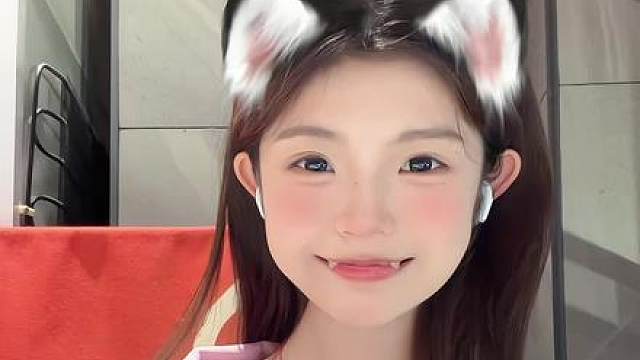 是在把妹吗我以为我只是在帮你明白自己你固执拧巴敏感 如果你一定要给我点什么,请给我你的灵魂,你的心脏你的笑容你的眼泪。