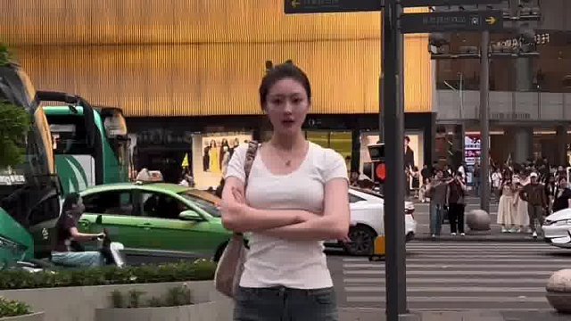 成都人民热情撒！