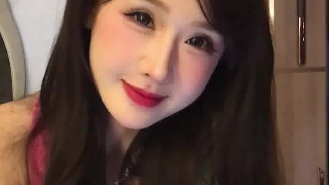 爱是下意识的惦记和偏爱